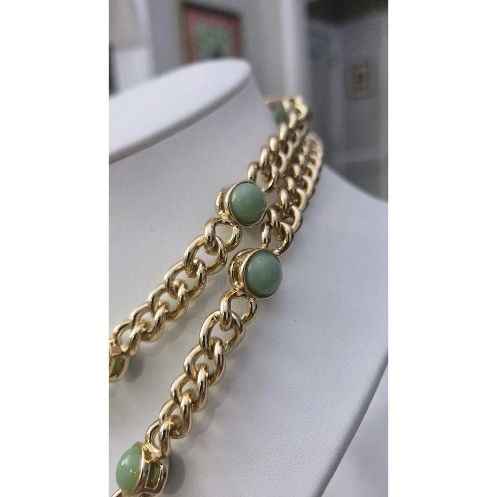 Banana Republic Sage Mint Green Beaded‎ Faux Jade Beads Necklace Gold Tone 35